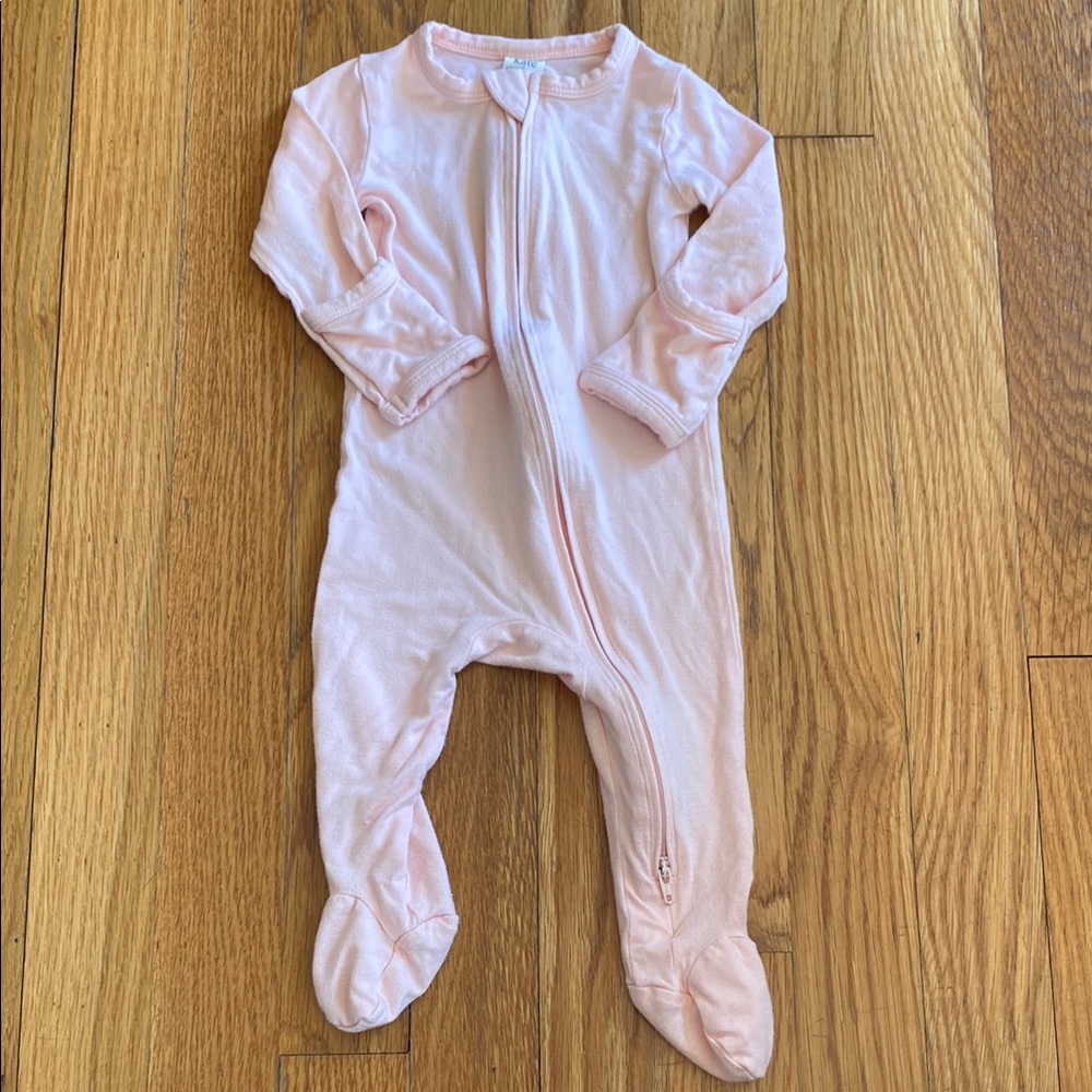 Kate Quinn Bamboo Pajamas